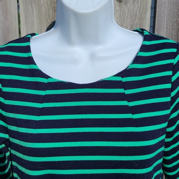 Gap Stripe Dress in Navy Blue and Green New Without Tags - Picture 2 of 4